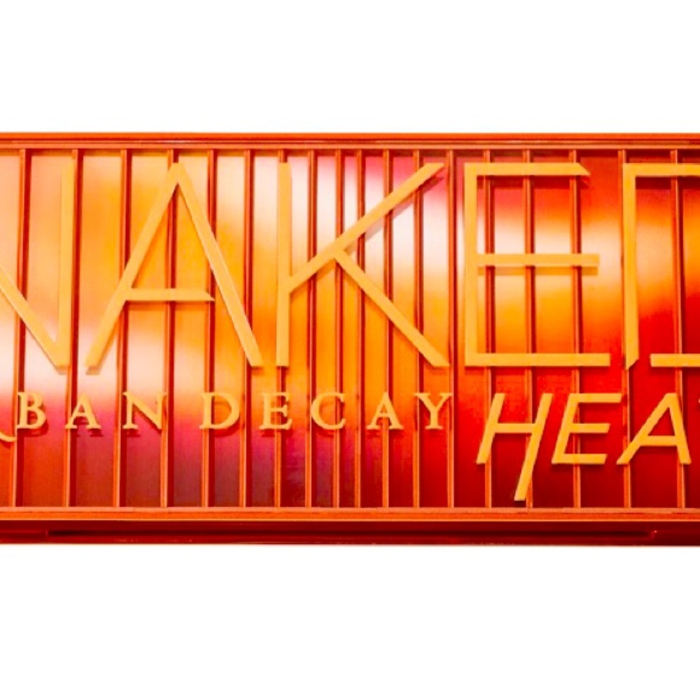 Urban Decay Naked Heat eyeshadow palette